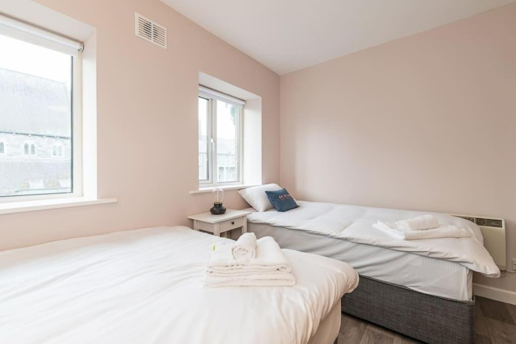 Fully Refurb Drogheda Apt7 3Rd Floor מראה חיצוני תמונה