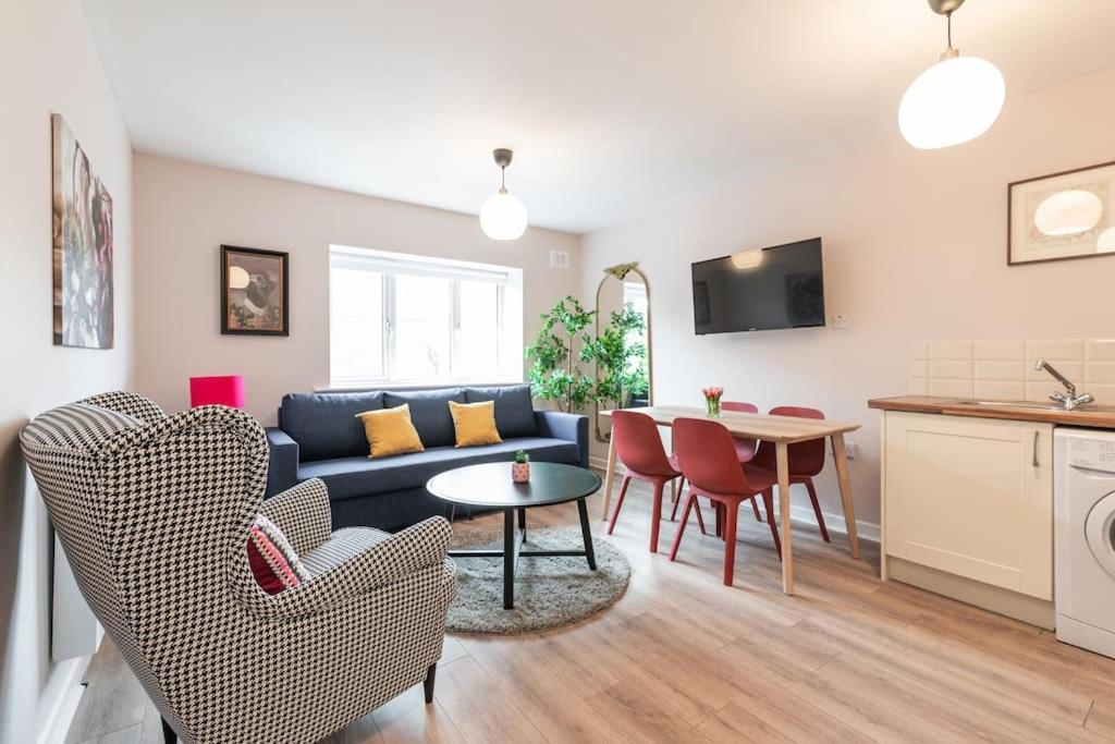 Fully Refurb Drogheda Apt7 3Rd Floor מראה חיצוני תמונה